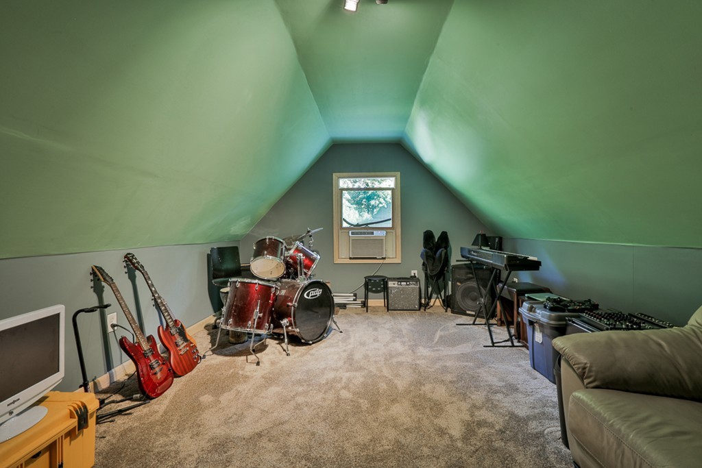 32 Orchard Road Holden, MA 01520 - Photo 26 of 26 Gallery Image 26