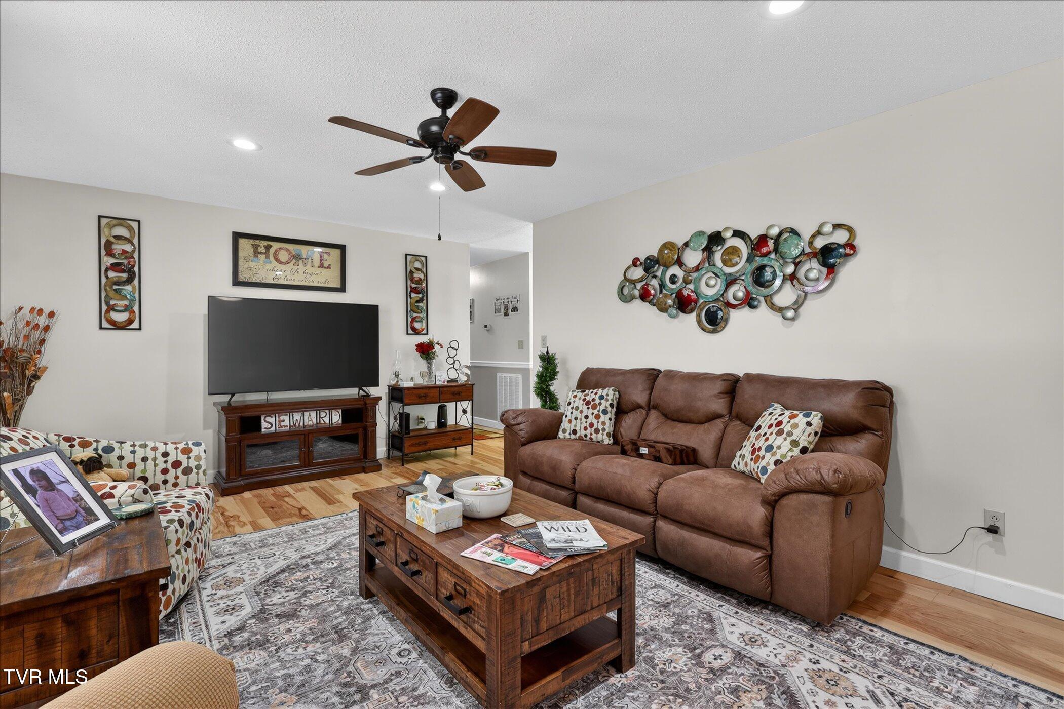 603 Blue Springs Road Elizabethton, TN 37643 - Photo 11 of 58 08-603-Blue-Springs-Rd-Elizabethton-TN-3