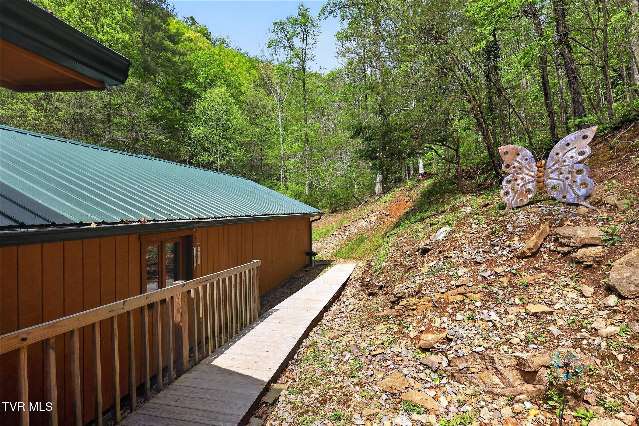 603 Blue Springs Road Elizabethton, TN 37643 - Photo 33 of 58 34-603-Blue-Springs-Rd-Elizabethton-TN-3