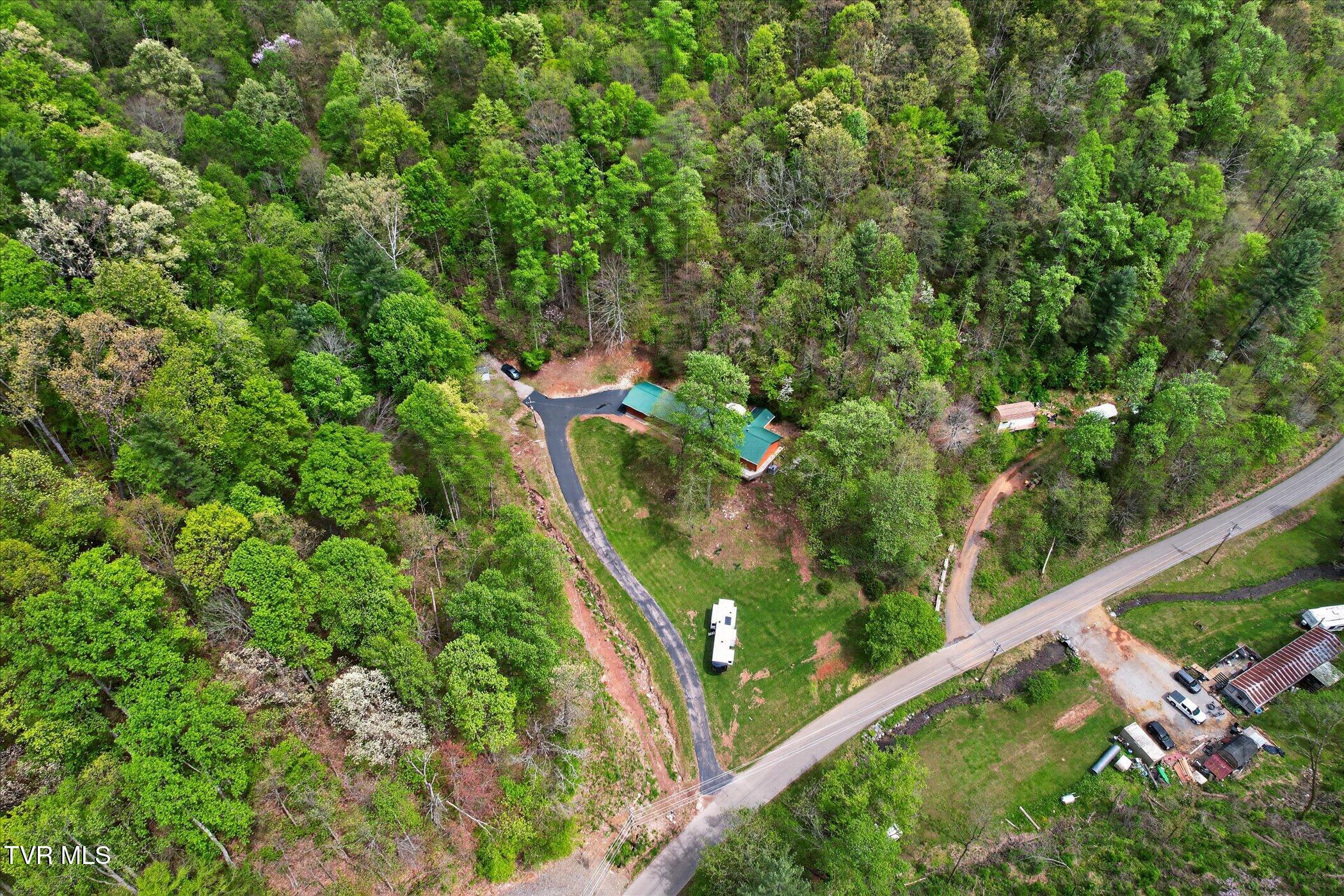 603 Blue Springs Road Elizabethton, TN 37643 - Photo 49 of 58 52-603-Blue-Springs-Rd-Elizabethton-TN-3