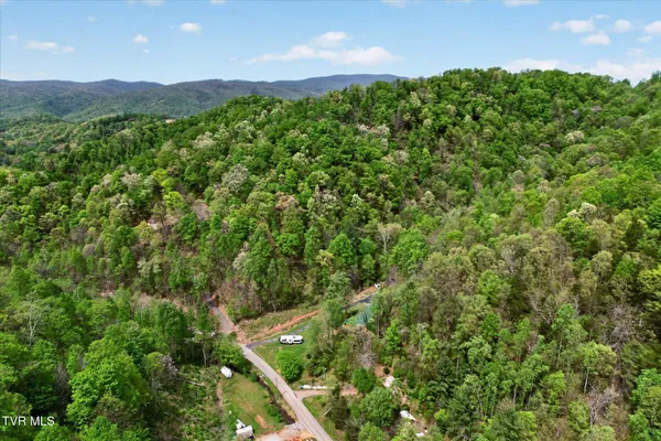 $679,900 | 603 Blue Springs Road, Elizabethton, TN 37643