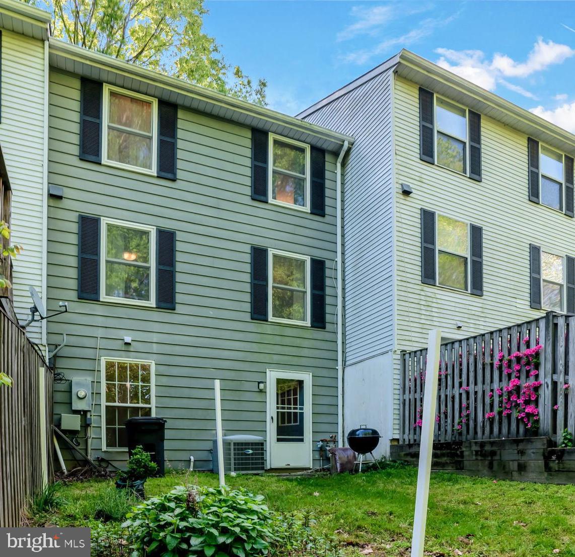 6502 Alexis Lane Springfield, VA 22152 - Photo 17 of 18 Gallery Image 17