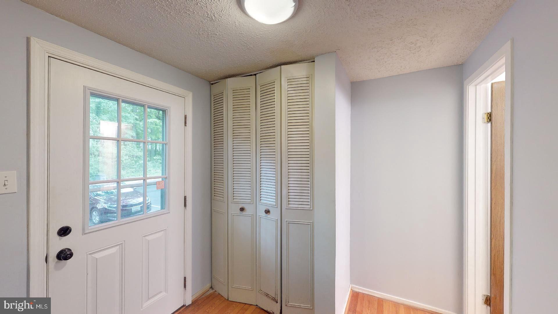 6502 Alexis Lane Springfield, VA 22152 - Photo 6 of 18 Gallery Image 6