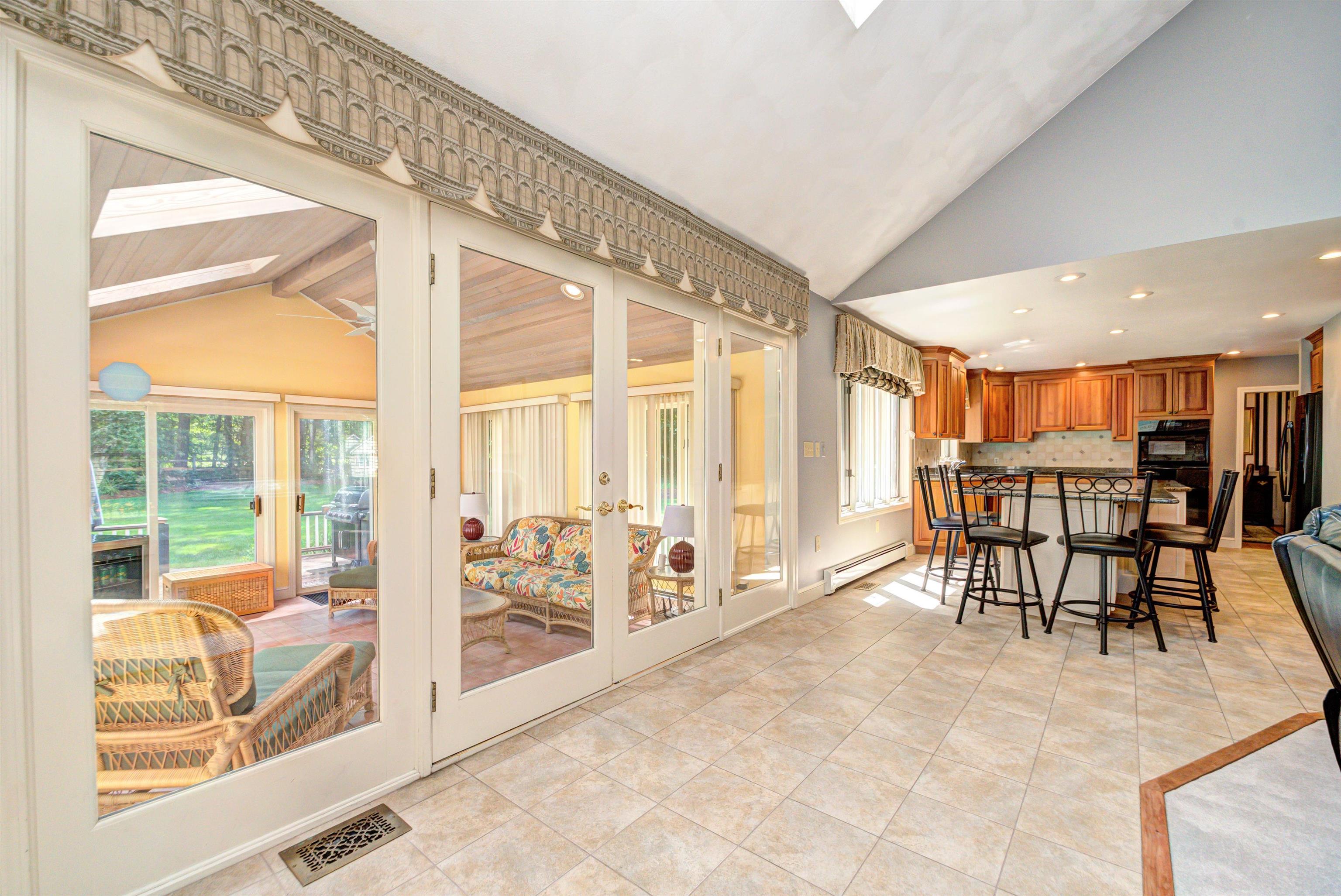 18 Hawthorne Road Windham, NH 03087 - Photo 19 of 60