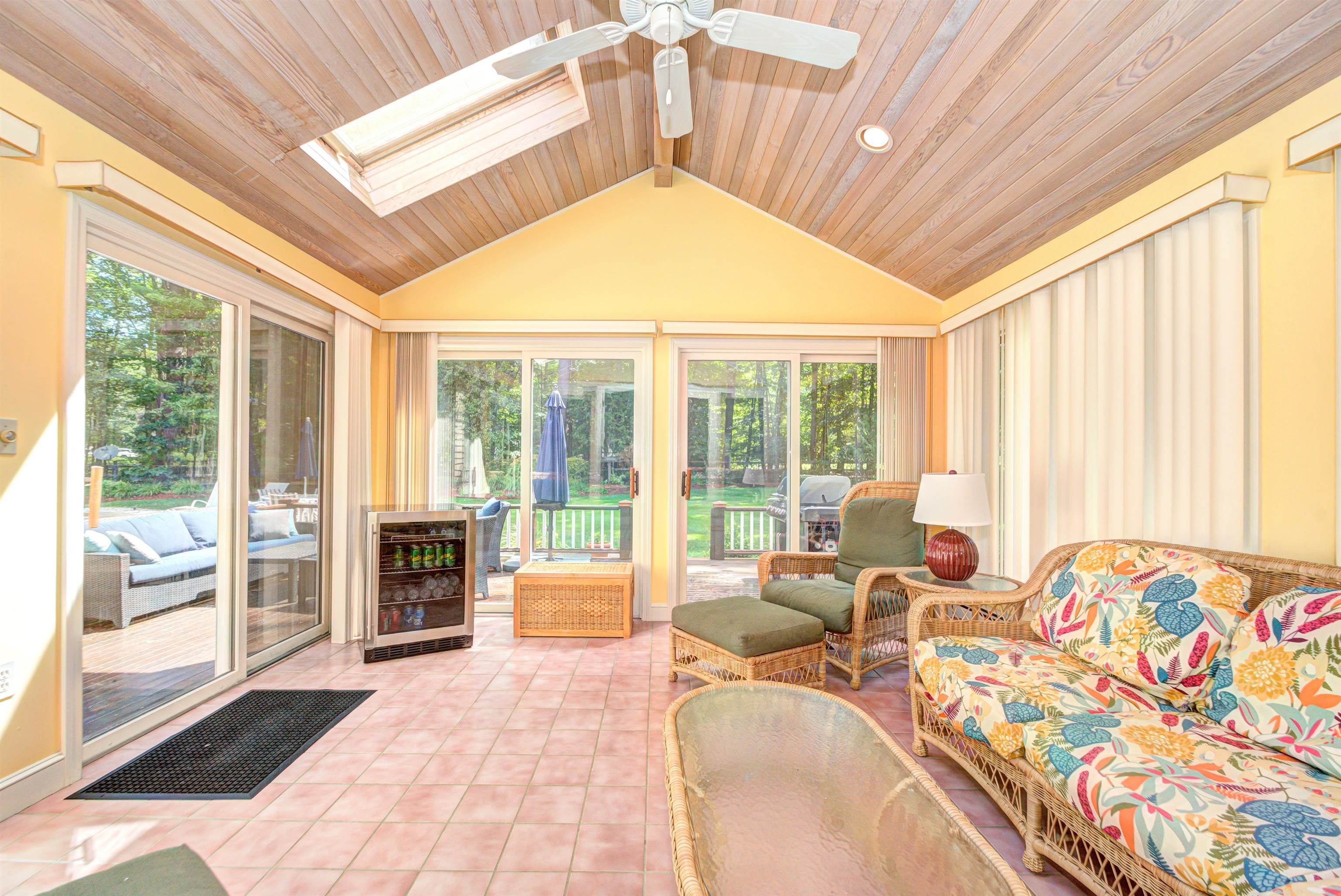 18 Hawthorne Road Windham, NH 03087 - Photo 20 of 60