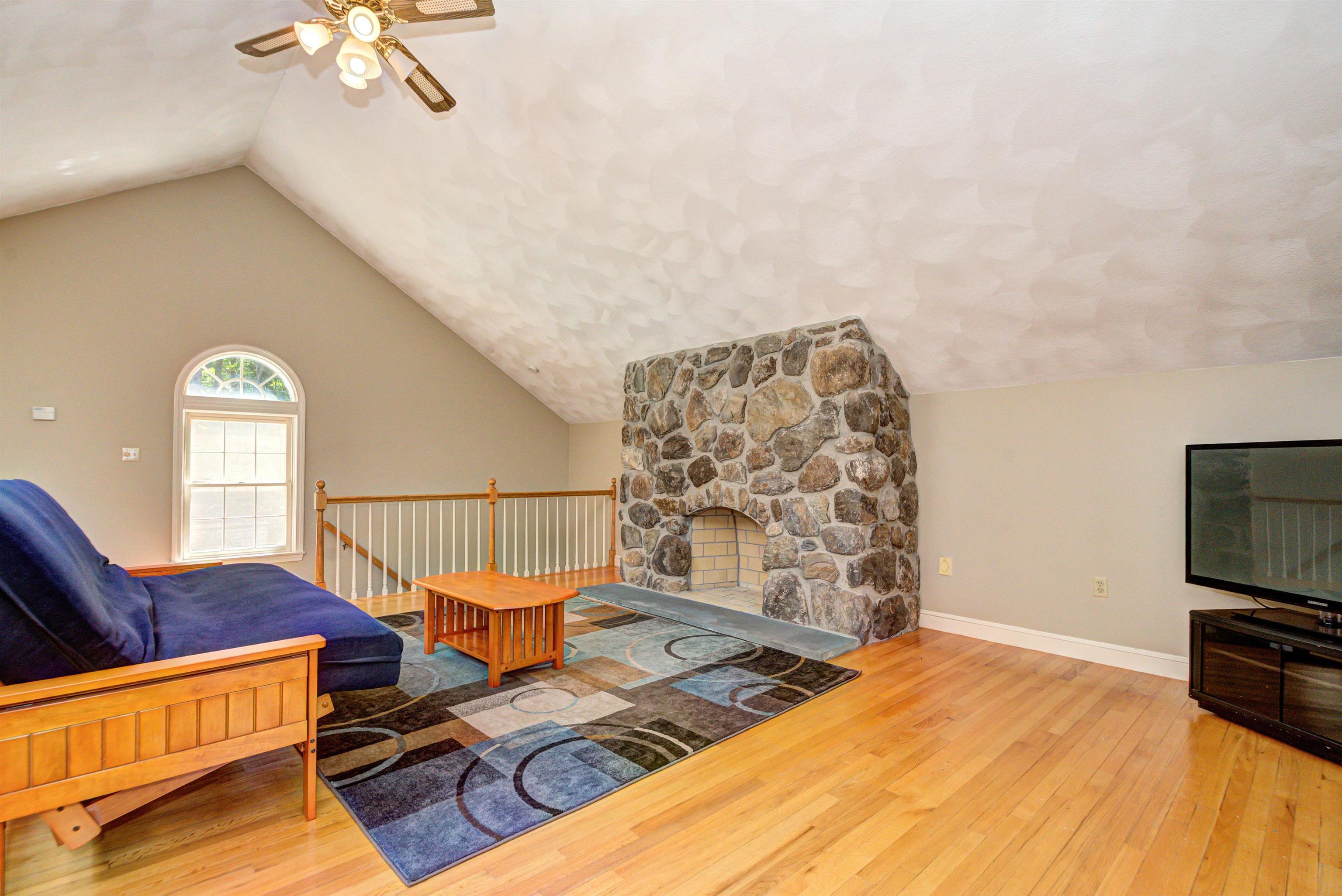 18 Hawthorne Road Windham, NH 03087 - Photo 27 of 60