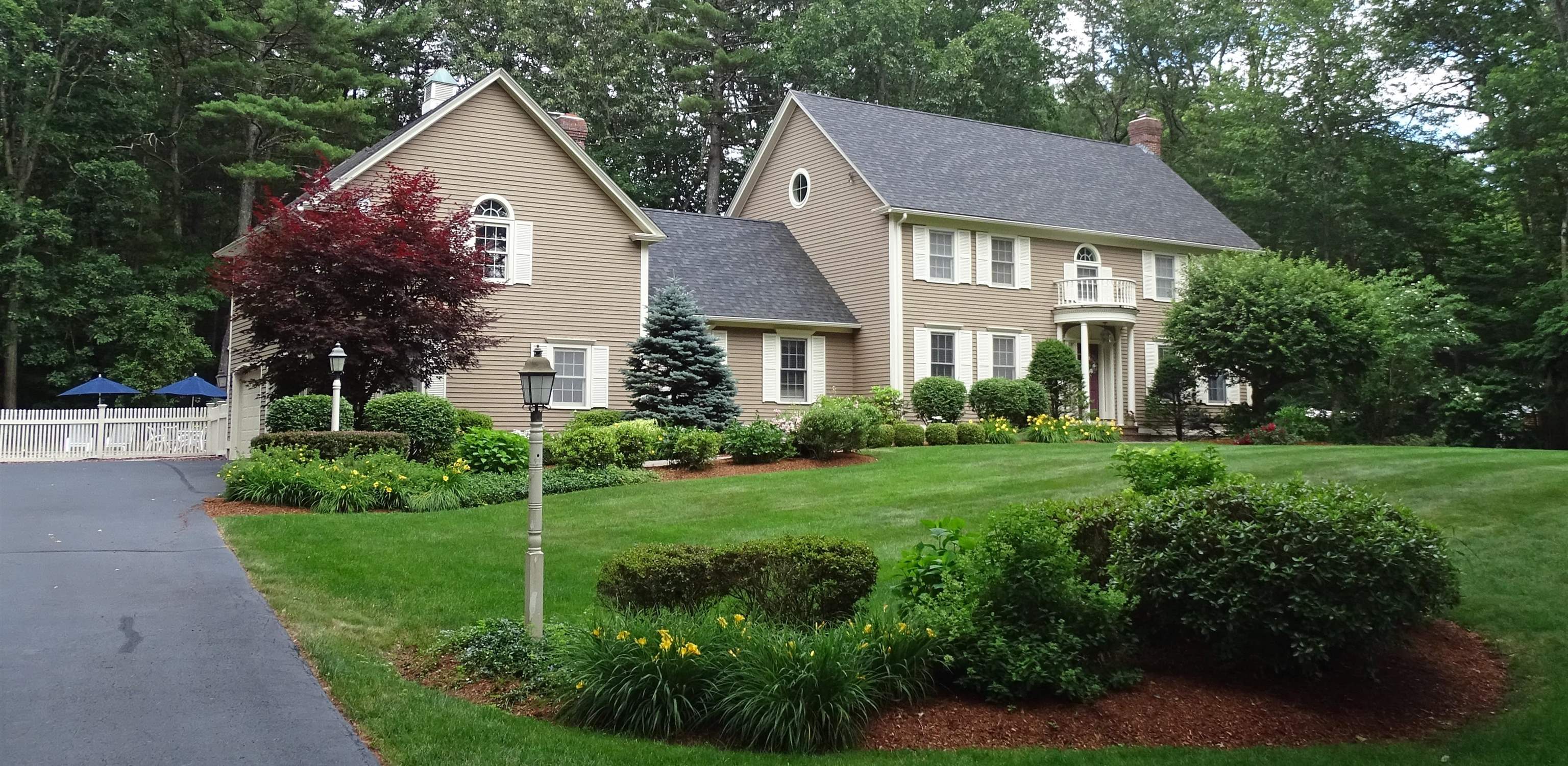 18 Hawthorne Road Windham, NH 03087 - Photo 4 of 60