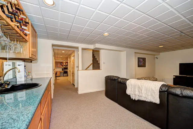 $1,250,000 | 18 Hawthorne Road, Windham, NH 03087