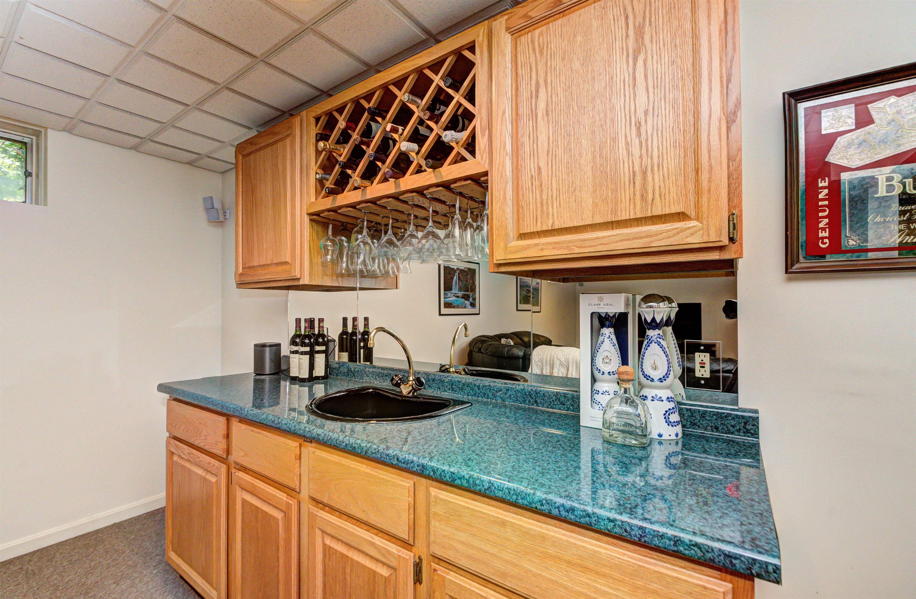 18 Hawthorne Road Windham, NH 03087 - Photo 46 of 60