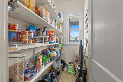 $274,900 | 516 Menomonee Avenue, South Milwaukee, WI 53172