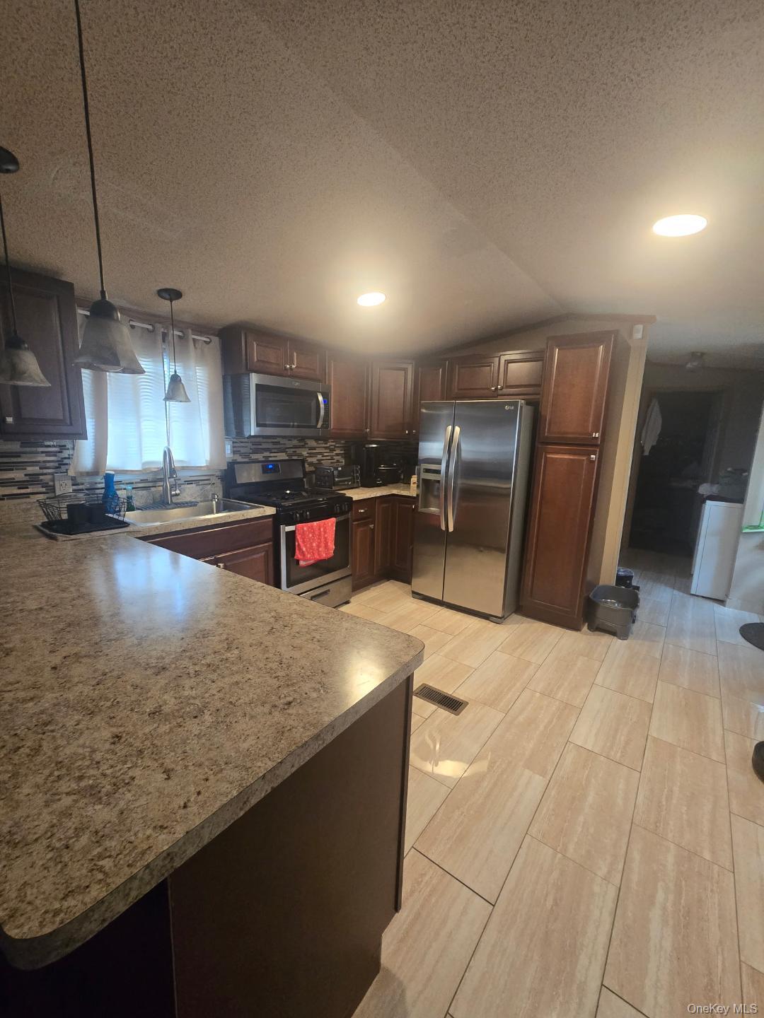 2701 Goethals Road North, Unit H4 Staten Island, NY 10303 - Photo 14 of 26 Gallery Image 14