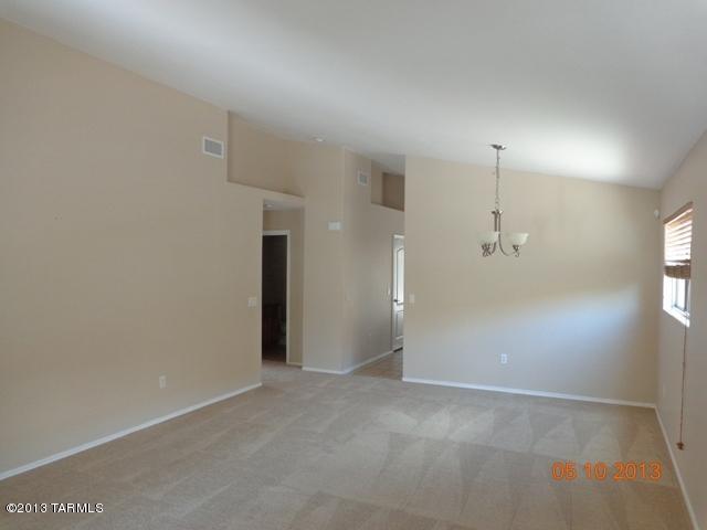 6635 East Bambino Road Tucson, AZ 85756 - Photo 4 of 22