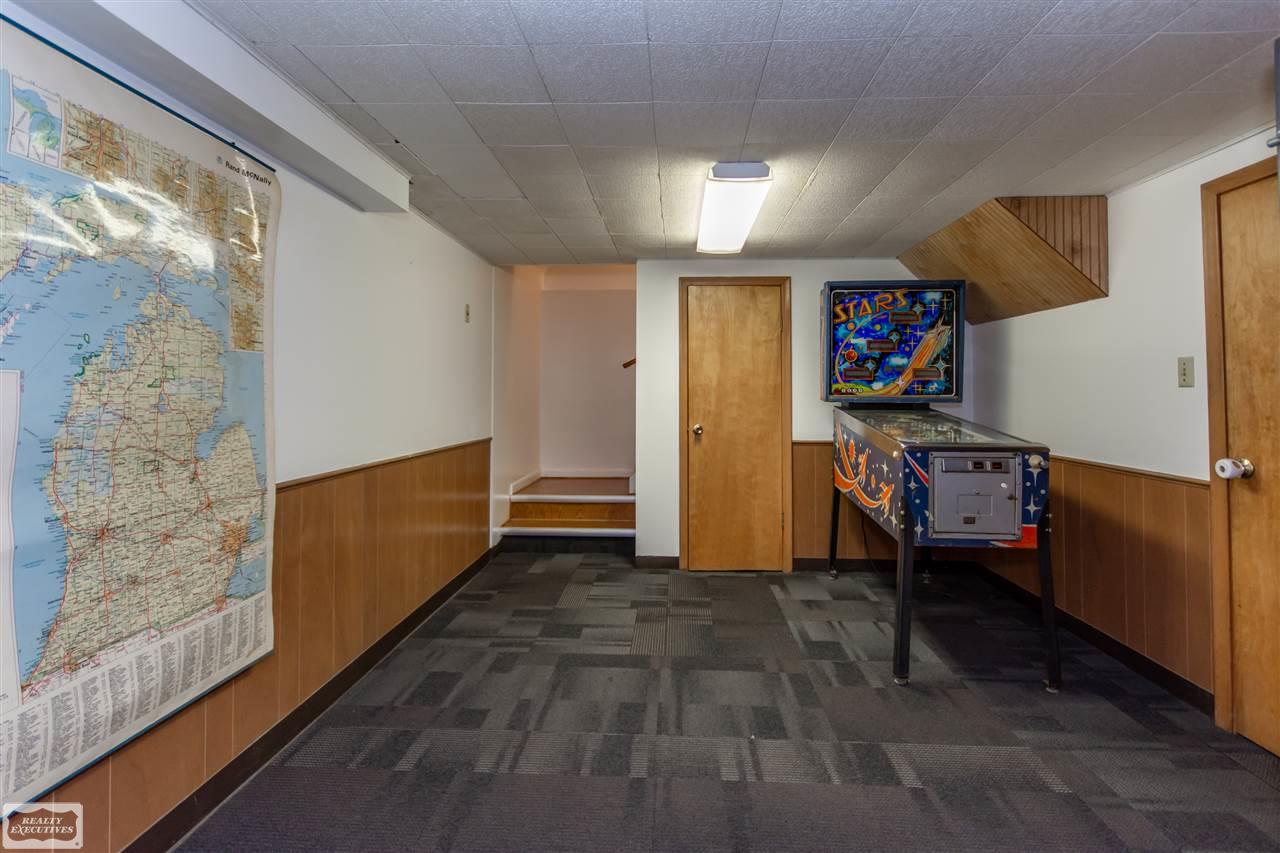 53261 Shelby Road Utica, MI 48316 - Photo 56 of 61 Gallery Image 56