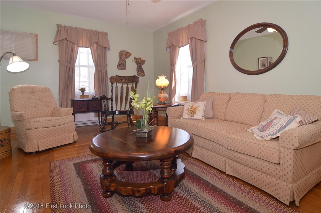 81 St Simon Street Woonsocket, RI 02895 - Photo 11 of 37