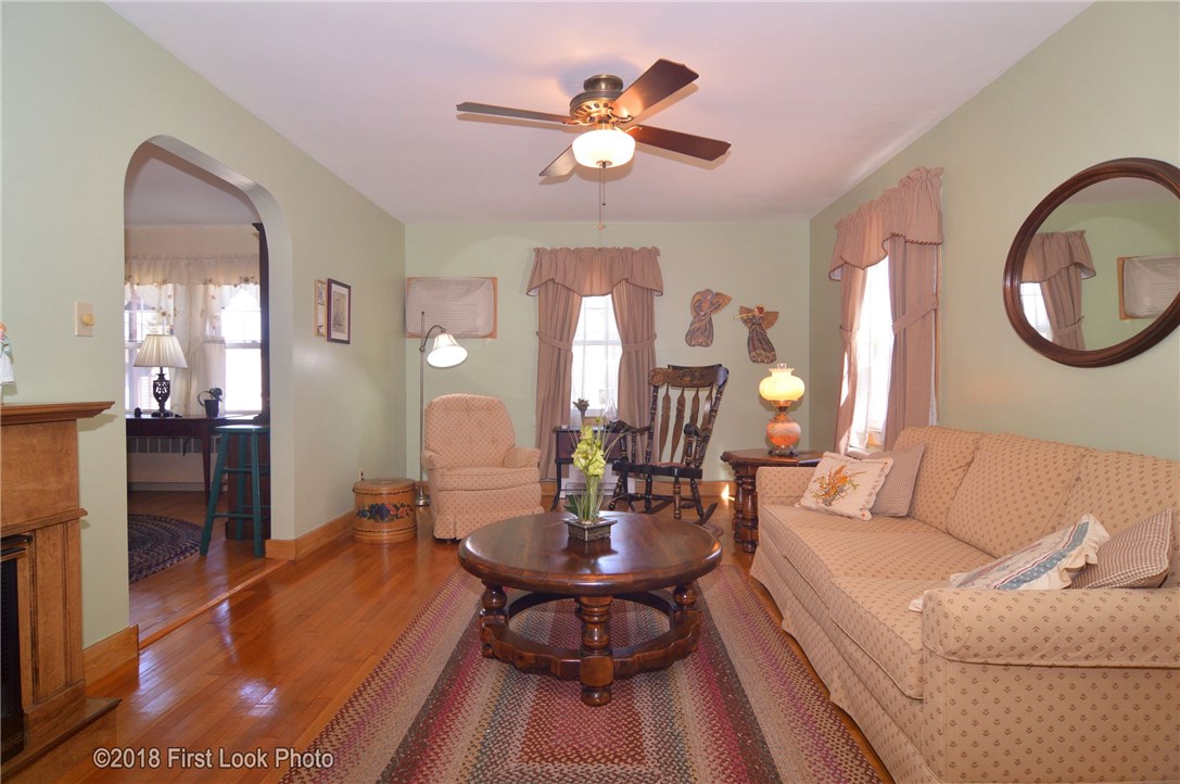 81 St Simon Street Woonsocket, RI 02895 - Photo 13 of 37