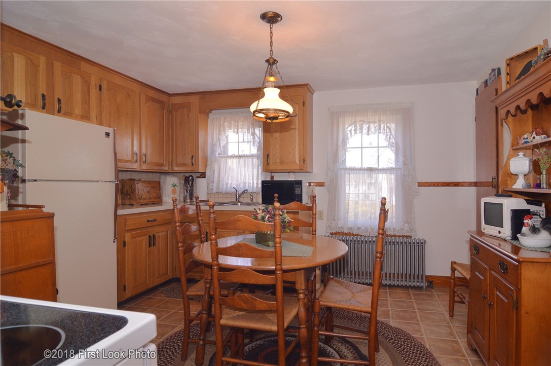81 St Simon Street Woonsocket, RI 02895 - Photo 21 of 37