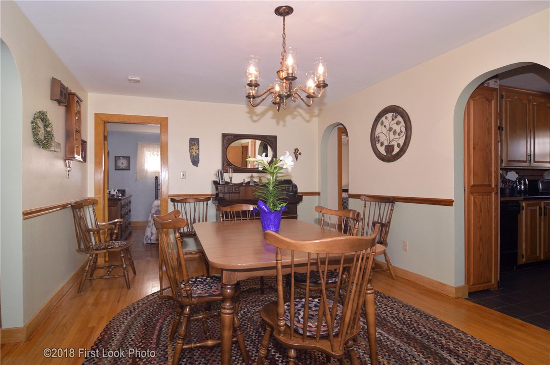 81 St Simon Street Woonsocket, RI 02895 - Photo 4 of 37