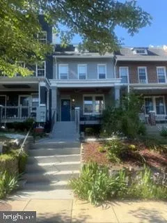 $1,150,000 | 226 S Street Northeast, Washington, DC 20002