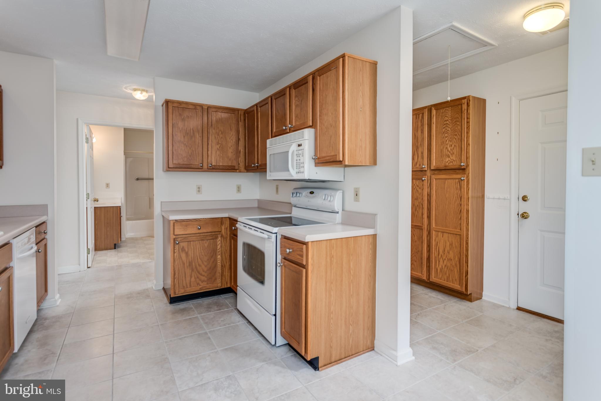 110 Ridgecrest Court Winchester, VA 22602 - Photo 6 of 40 Gallery Image 6