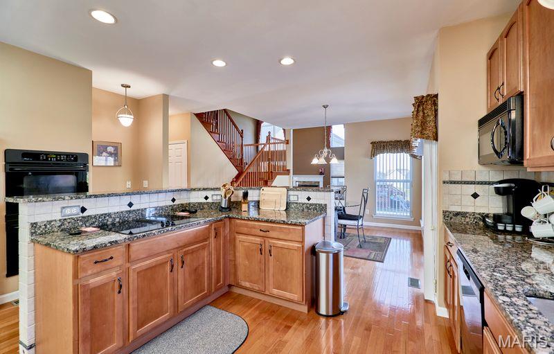 4049 Portland Ridge Drive Florissant, MO 63034 - Photo 14 of 47