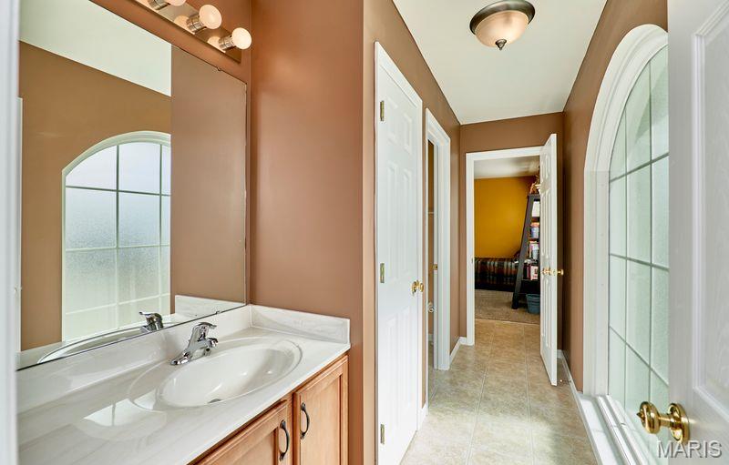 4049 Portland Ridge Drive Florissant, MO 63034 - Photo 24 of 47