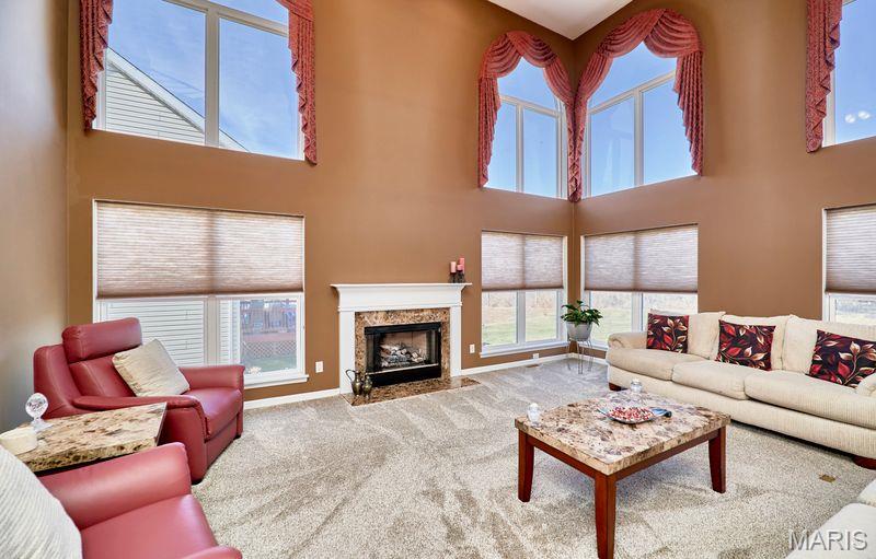 4049 Portland Ridge Drive Florissant, MO 63034 - Photo 8 of 47