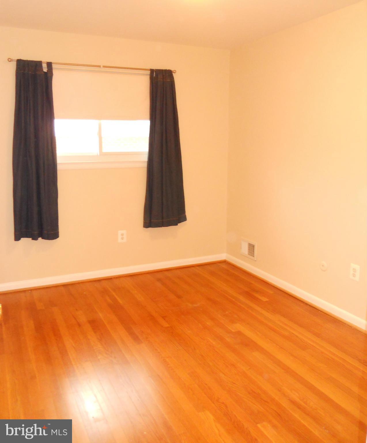 11709 Fulham Street Silver Spring, MD 20902 - Photo 19 of 26 Bedroom