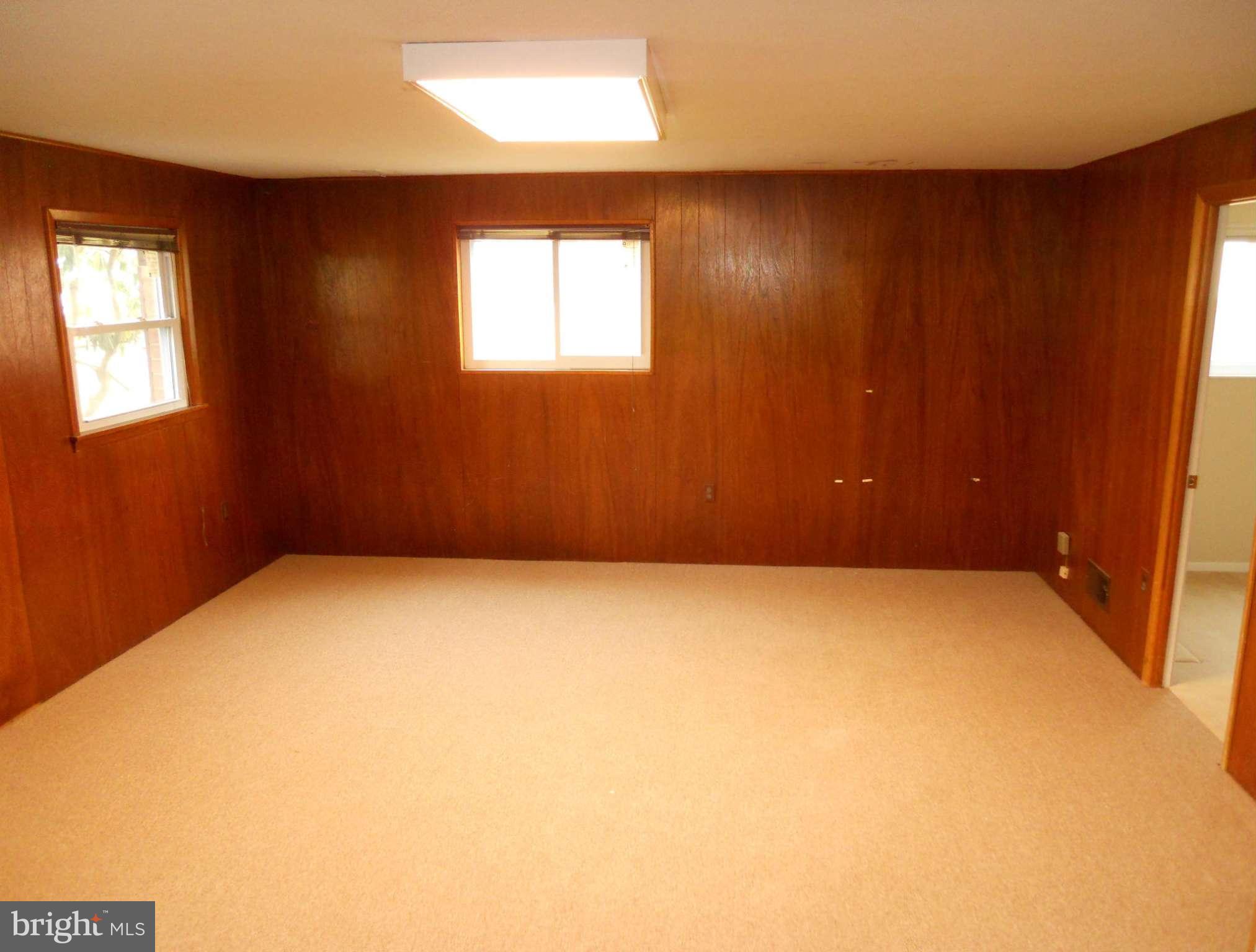 11709 Fulham Street Silver Spring, MD 20902 - Photo 21 of 26 Interior (General)