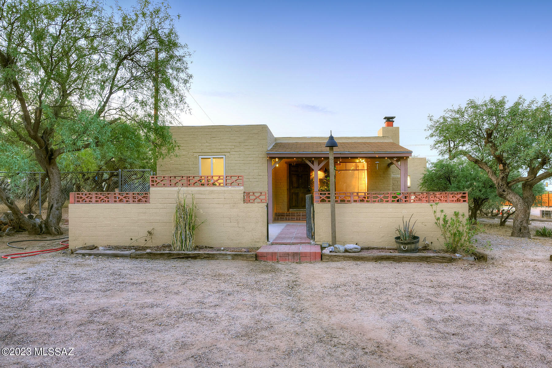 11121 East Tanque Verde Road Tucson, AZ 85749 - Photo 1 of 28 Gallery Image 1