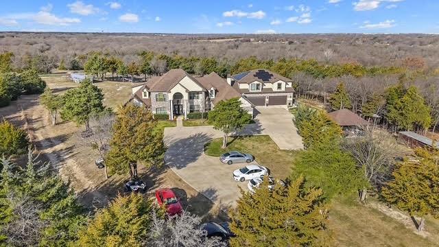 505 South Bluegrove Road Lancaster, TX 75146 - Photo 1 of 31