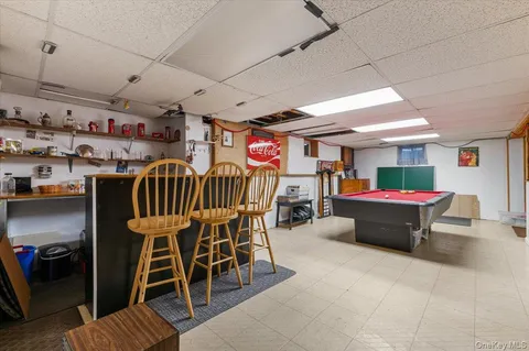 $749,999 | 7 Maple Avenue, Holbrook, NY 11741