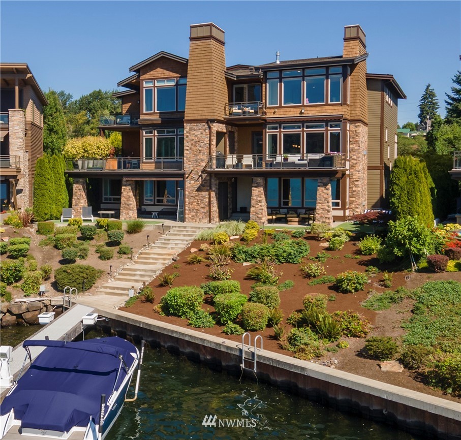 4029 Williams Avenue North Renton, WA 98056 - Photo 1 of 40 Gallery Image 1