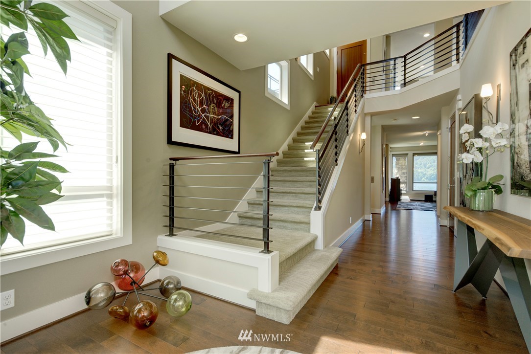 4029 Williams Avenue North Renton, WA 98056 - Photo 4 of 40 Gallery Image 4