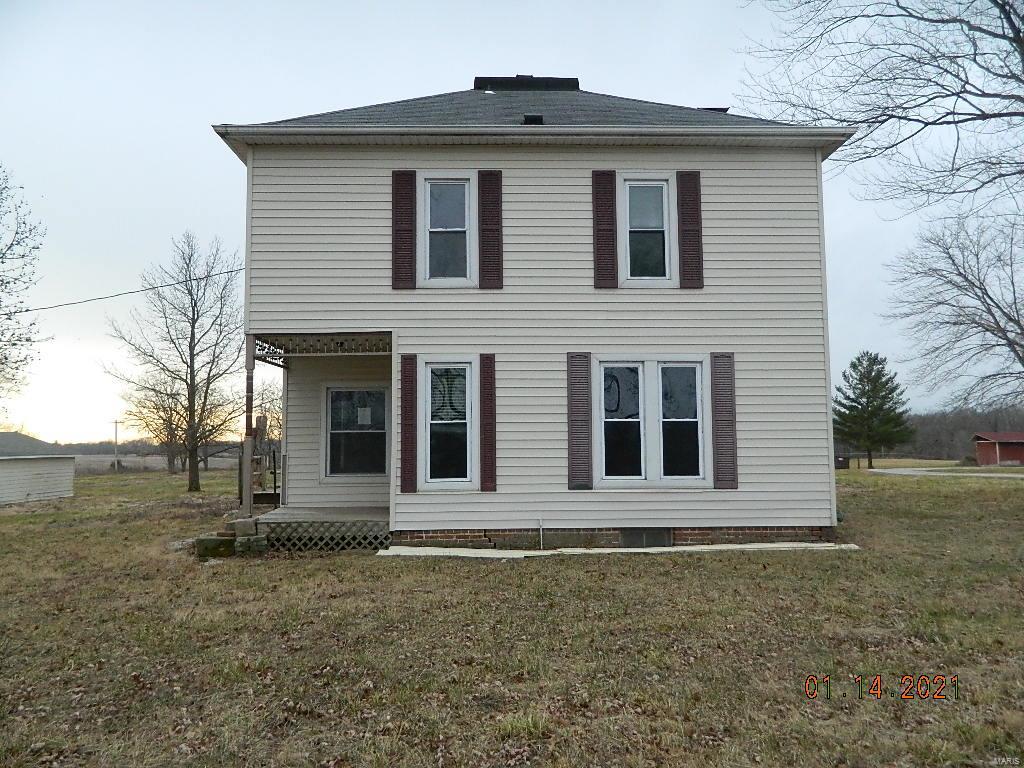 4243 Brighton Bunker Hill Road Brighton, IL 62012 - Photo 1 of 19 Gallery Image 1