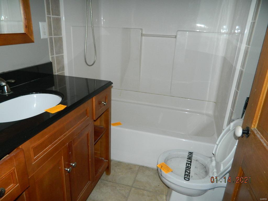 4243 Brighton Bunker Hill Road Brighton, IL 62012 - Photo 12 of 19 Gallery Image 12