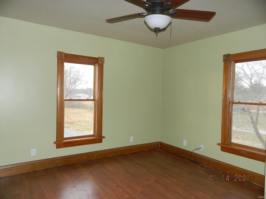 4243 Brighton Bunker Hill Road Brighton, IL 62012 - Photo 13 of 19 Gallery Image 13