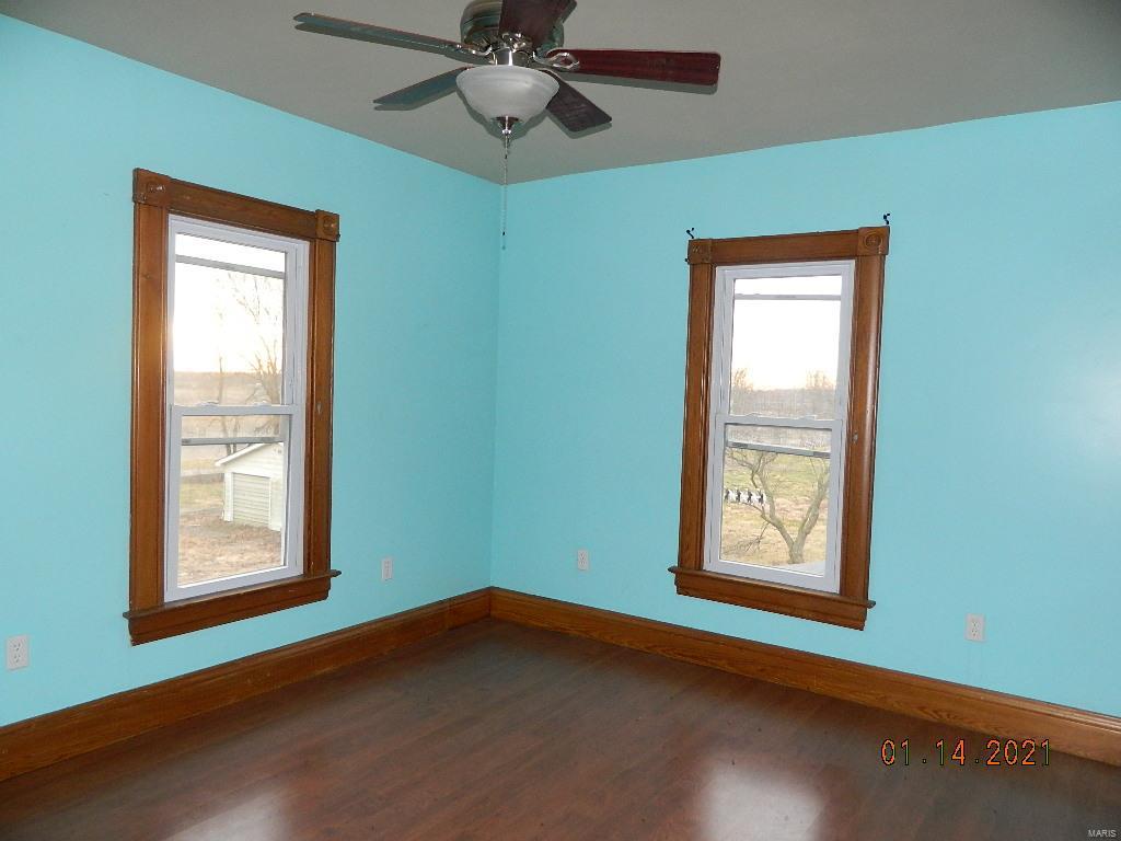 4243 Brighton Bunker Hill Road Brighton, IL 62012 - Photo 15 of 19 Gallery Image 15