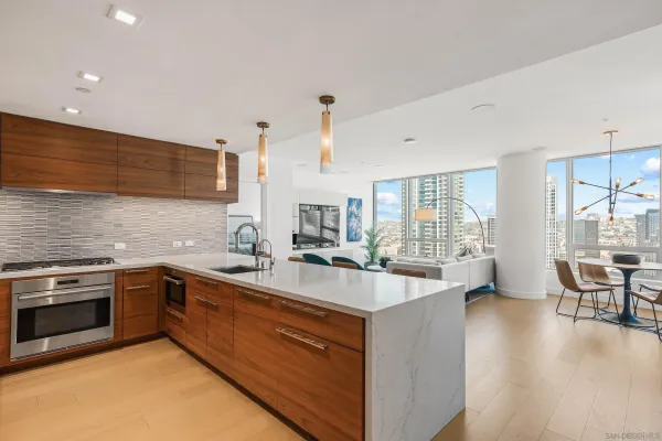 $8,950 | 888 West E Street, Unit 2206, San Diego, CA 92101