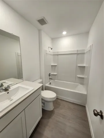 $1,675 | 12047 Noble Wood Village, Magnolia, TX 77355