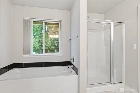 $599,999 | 18128 38th Ave Court East, Tacoma, WA 98446