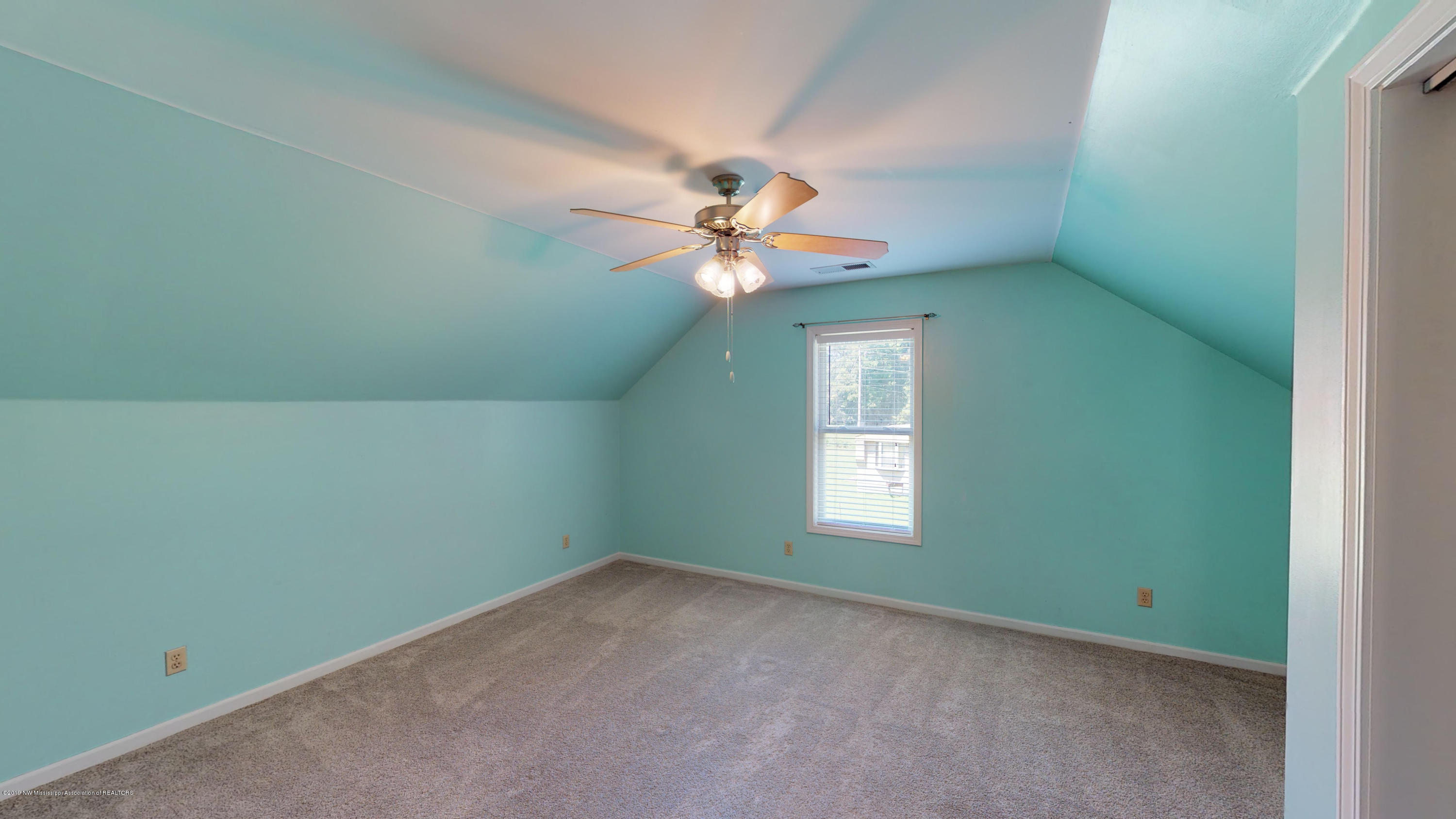 5700 West Oak Grove Road Hernando, MS 38632 - Photo 18 of 27 5700-W-Oak-Grove-Rd-Hernando-MS-38632-07