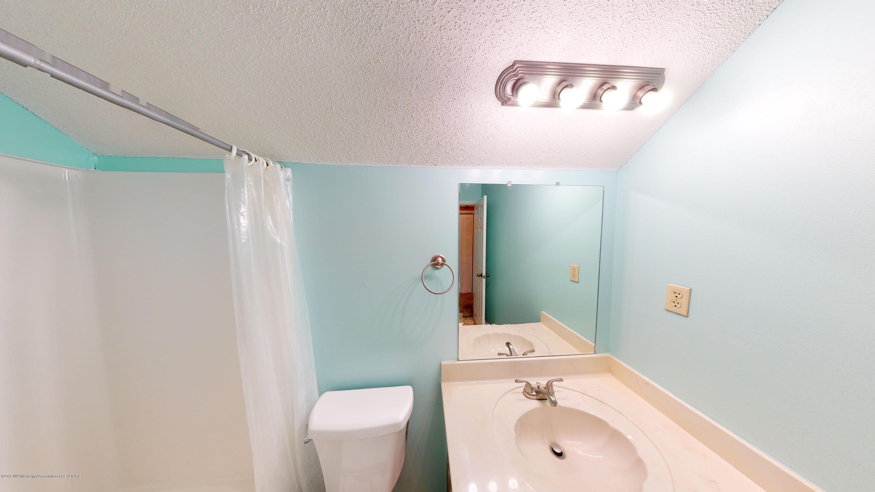 5700 West Oak Grove Road Hernando, MS 38632 - Photo 19 of 27 5700-W-Oak-Grove-Rd-Hernando-MS-38632-07