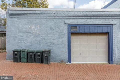 $1,895,000 | 513 10th Street Southeast, Washington, DC 20003