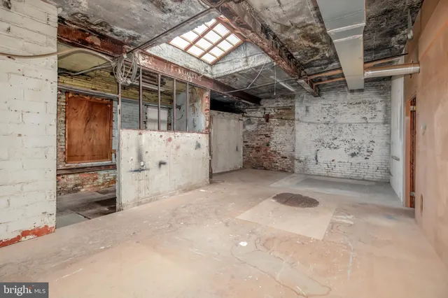 $1,895,000 | 513 10th Street Southeast, Washington, DC 20003