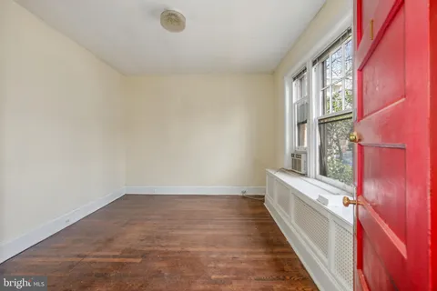 $1,895,000 | 513 10th Street Southeast, Washington, DC 20003