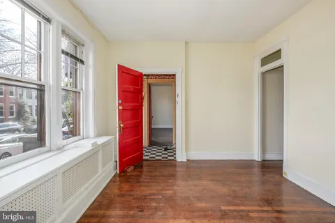 $1,895,000 | 513 10th Street Southeast, Washington, DC 20003