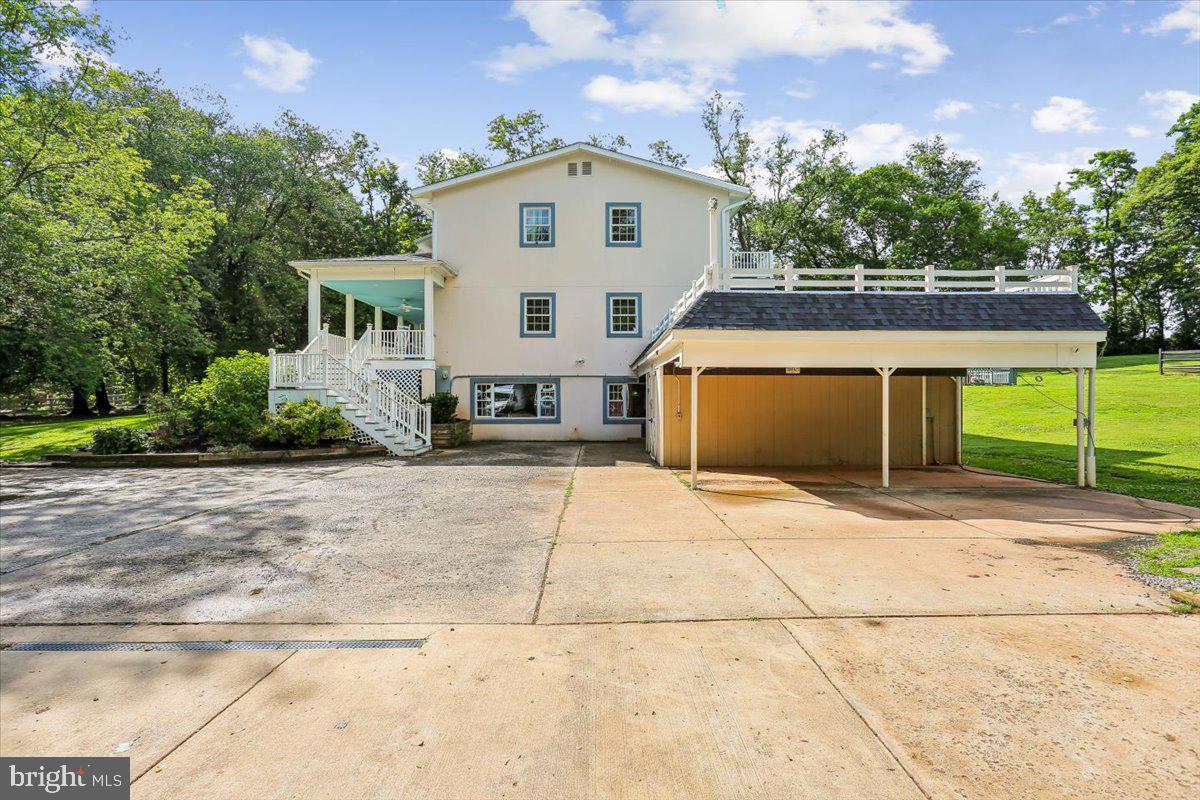 8603 Brickyard Road Potomac, MD 20854 - Photo 118 of 135 Driveway and Parking Pad