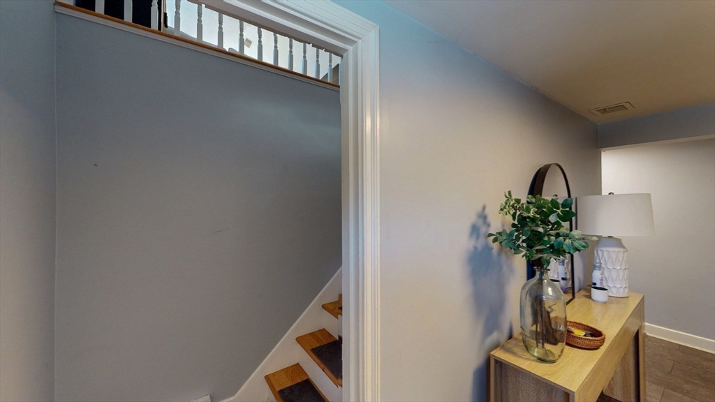 11 Lansing Road Lynn, MA 01904 - Photo 14 of 29