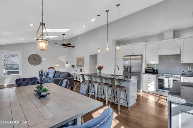 $669,000 | 2 Craig Court, Manchester Township, NJ 08759