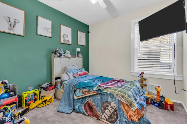 $669,000 | 2 Craig Court, Manchester Township, NJ 08759